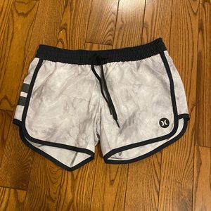 Hurley shorts size xs